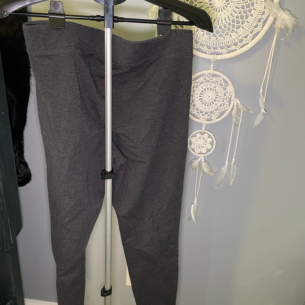 Old Navy Dark Charcoal Gray Leggings